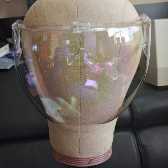 Protective Isolated Mask - Picture 5 of 12